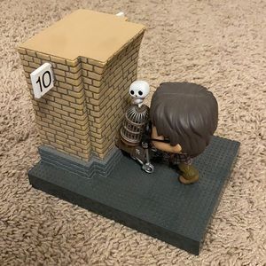Harry Potter entering platform 9 3/4 Pop Funko